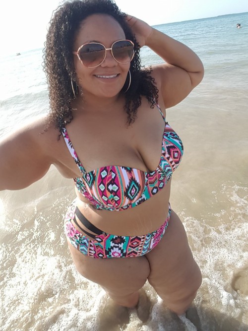 planetofthickbeautifulwomen2:  Thick Beauty Annie @ Showing Plus Size Confidence @ The Beach in Puerto Rico