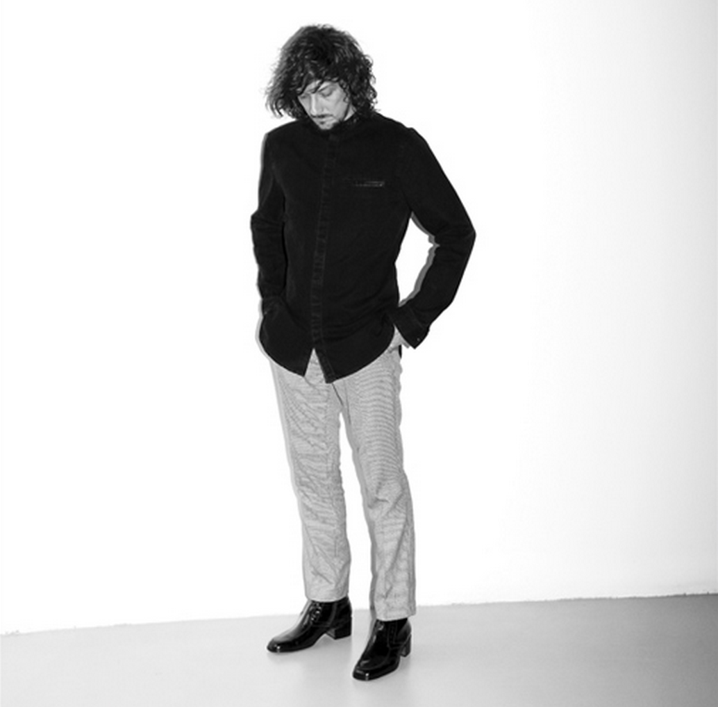 stephaniarocanlover:  Leon Larregui (Zoé) Photo by: NAPOLEÓN HABEICA (Revista Gatopardo)