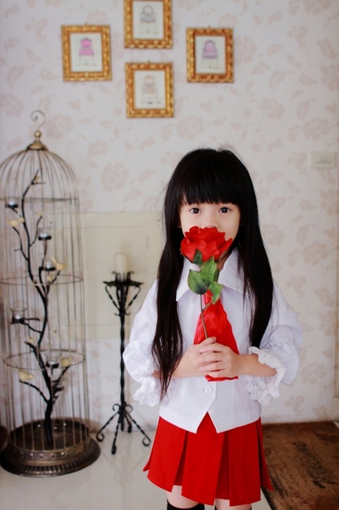  NiNi. 5 years old Taiwanese cosplayer.WorldArt | Facebook 