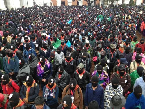 blog-mons:movilización de zapatistas a 15 años de la matanza de Acteal