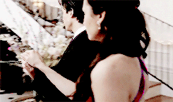 elenasbeloved:   r e d   o n e ,   d e f i n i t e l y .  requested by anonymous 