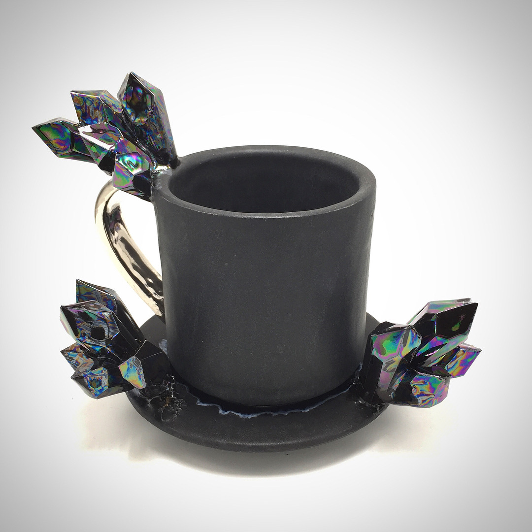 culturenlifestyle: New Exquisite Ceramics Grow Stunning Crystals  Collin Lynch from