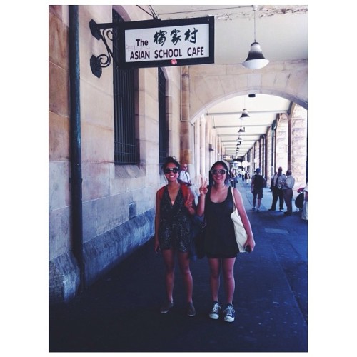 Somewhere we belong @ckrystisk #lolololol #peace #asian #tourist #sydney