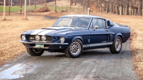 1967 shelby gt500 blue with white stripes