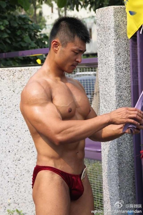 asianmuscleclub:  asian muscle man