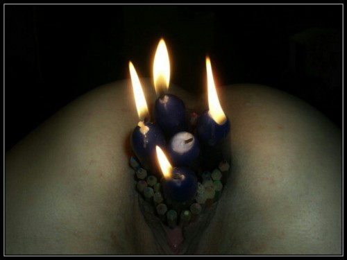 Burning ass….. Thank you for your submission and sharing your pictures http://rozet72.tumblr.com