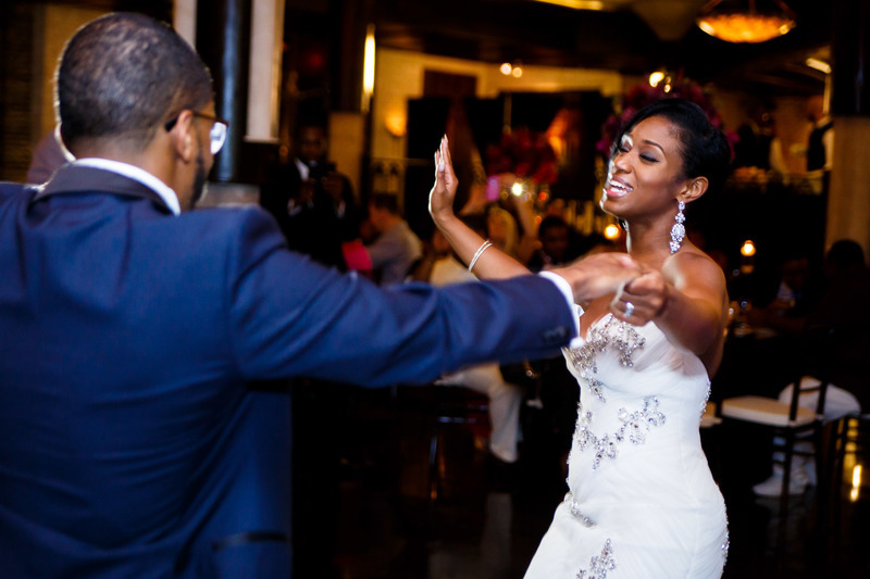 imageof1love:  THE WEDDING OF LAUREN ♥ LAMARImages By: Amber Knowles ~ Amber