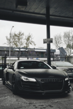 luxuryera:  Matte R8Photographer: KGAPhotography