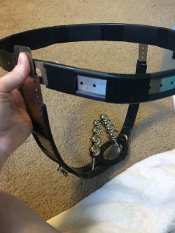 kittydenied:  Goodbye cheap-o starter belts!!