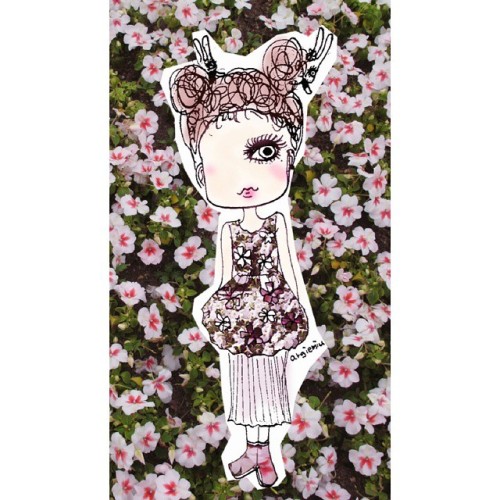 Ss15 #fashion #illustration #trend #style #hairstyle #hairbun #flower #floral #girl #doll #sketch #d