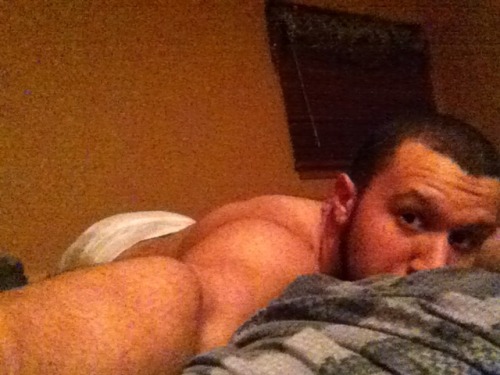 diapersforlife:  I got bored last night.  HOT!