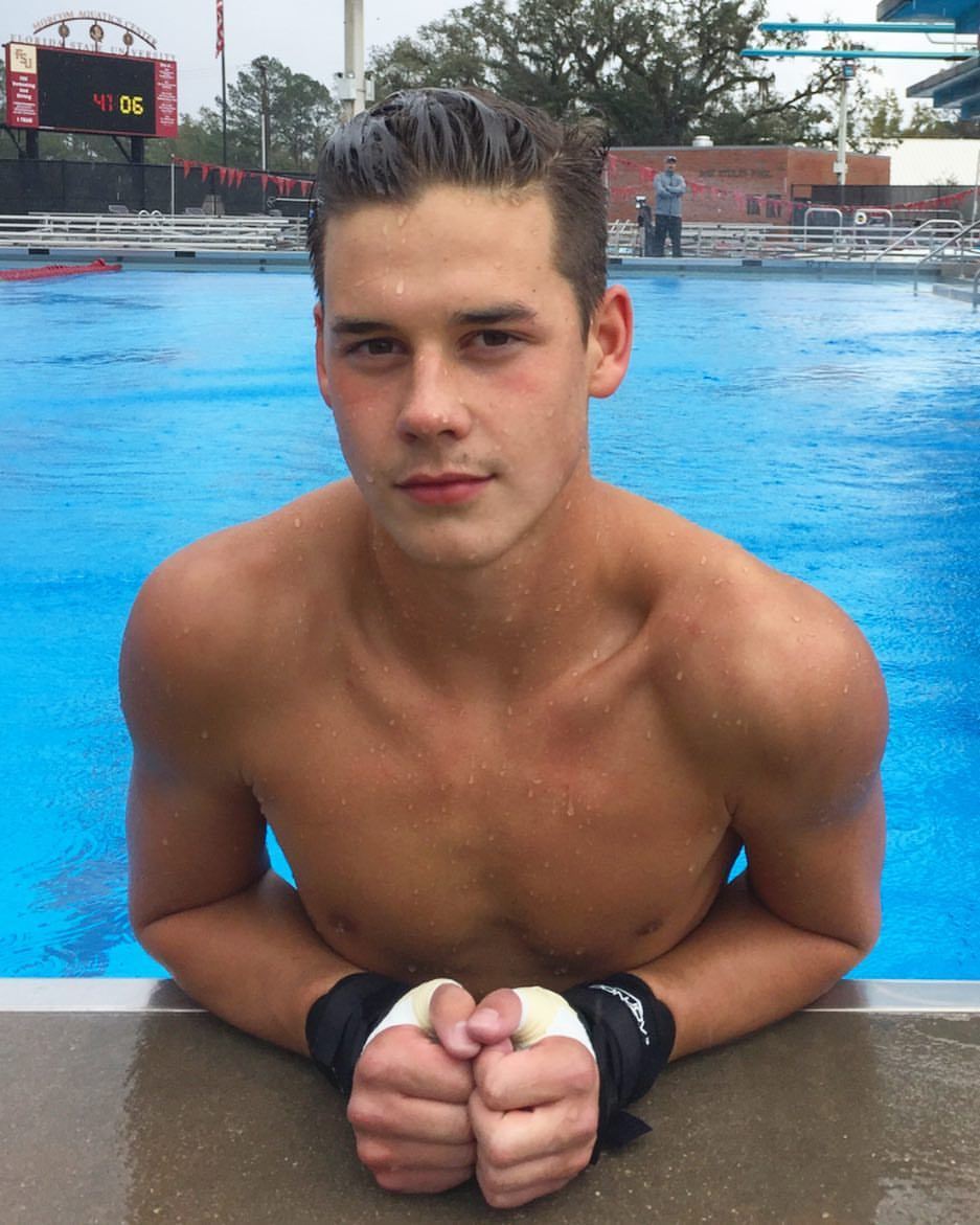 debriefed:Sports Hotties: up and coming Canadian diver Aidan Faminoff in his speedos