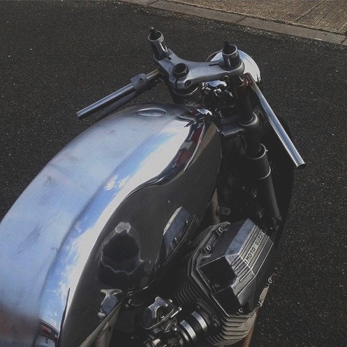 Moto Guzzi Cafe Racer | Progression | Fabrica