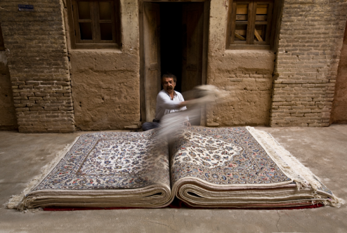 two-browngirls:JALAL SEPEHR: IRANIAN PHOTOGRAPHERPhotos from Sepehr’s Water and Persian Rugs and Kno