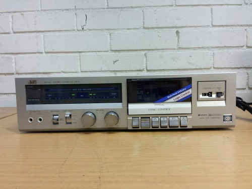 Jvc KD-V11 Logic Control Stereo Cassette Deck, 1983