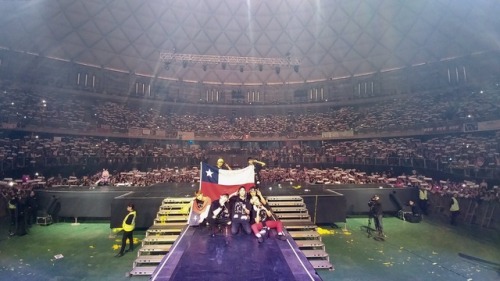 @OfficialMonstaX: [#MONSTA_X] #몬스타엑스 THE 1ST WORLD TOUR #MONSTAX #BEAUTIFUL in #SANTIAGO #Gracias #T