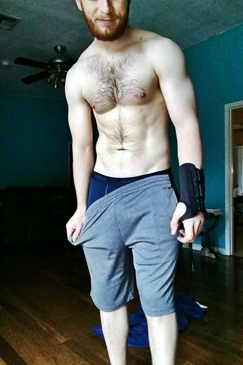 brainjock:  Skinny-Fit Ginge Bro!  Love me some str8 gingerboy! This sexy bro is 20 yo and 5'9. I love how his body looks all  young, pale, and innocent, but his body hair makes him a diry diry boy!