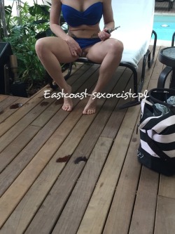 eastcoast-sexorcistcpl:  Having fun poolside