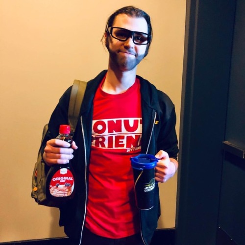 This cosplay wins #starwarscelebration! This dude is dressed as me dressed as Pablo from an old epis