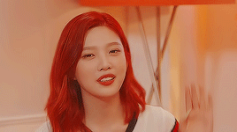 jen-nie:  make me choose:↳  anon asked: red haired joy or red haired yeri
