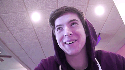 trashprincealeks:Aleksandr Marchant’s smile appreciation post