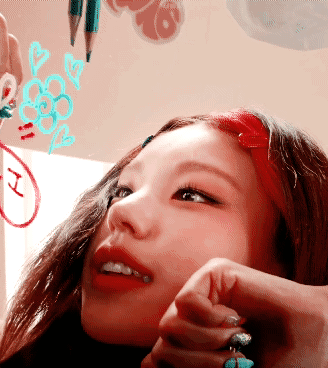 SWIPE Yeji.