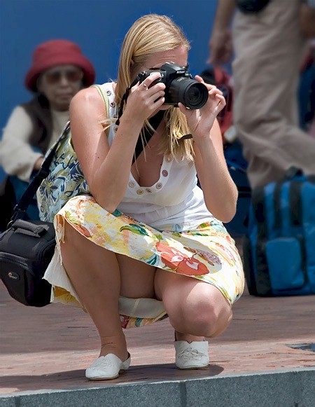 everwatchful:  She looks like she’s got a lovely “thigh” for photography…