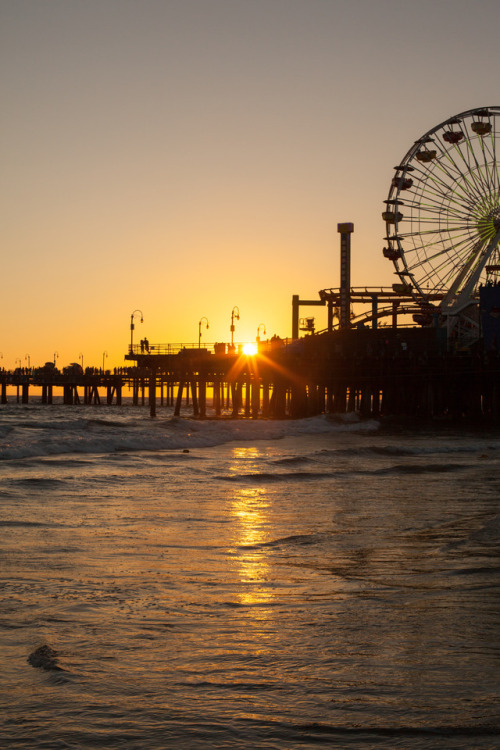 about-usa: Santa Monica Pier - California - USA (by Geraint Rowland)  xx