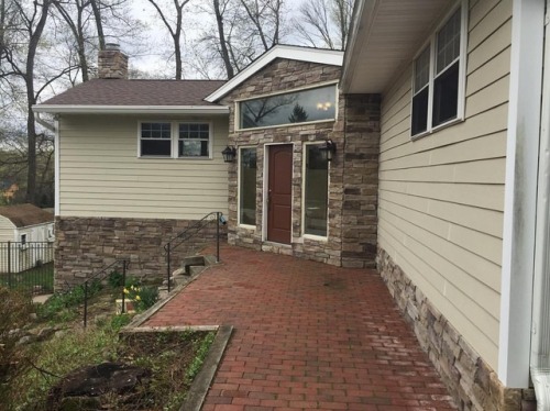 Open house today at this wonderful, well maintained 3 bedroom 2 bath house in Upper Saddle River NJ,