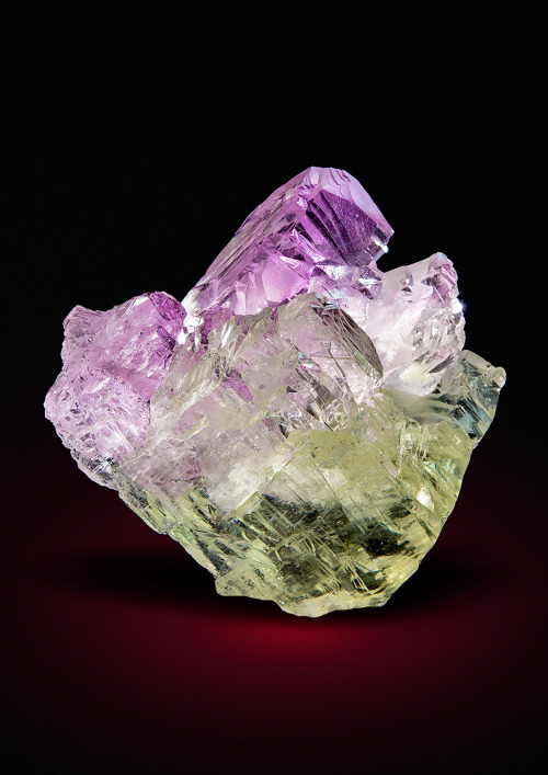 Kunzite - Mawi pegmatite, Du Ab District, Nuristan Province, AfghanistanSee it on video