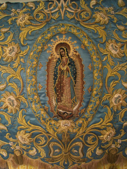 signorcasaubon:  Detail of an estandarte, or processional banner, for Our Lady of Guadalupe; design and execution by Vincent Canlas of Nuevo Siglo 