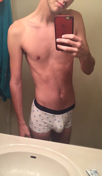 fvkkboy:  I can’t tell which is my favorite pair, idk why the lighting is significantly differ