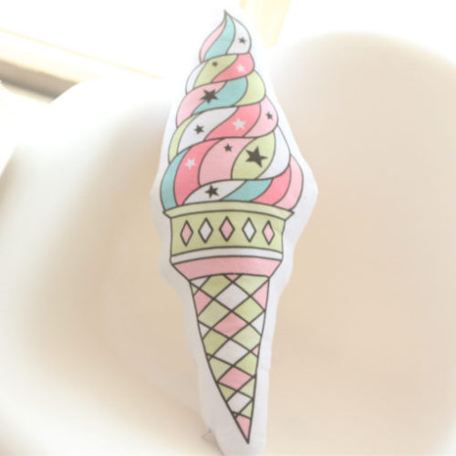 curatepop:(via Unicorn Motif Cat Ice Cream Pillow - Unicorn Magic Collection. Use code CURATEBLR for
