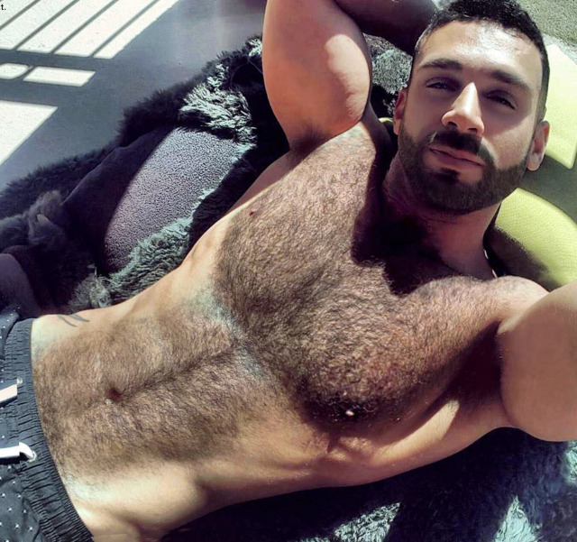 hot4hairy2:poilu57:H4H | #hot4hairy | hot4hairy2.tumblr.com 