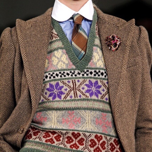 eyecandynosugar:Ralph Lauren Fall 2012 Ready-to-Wear