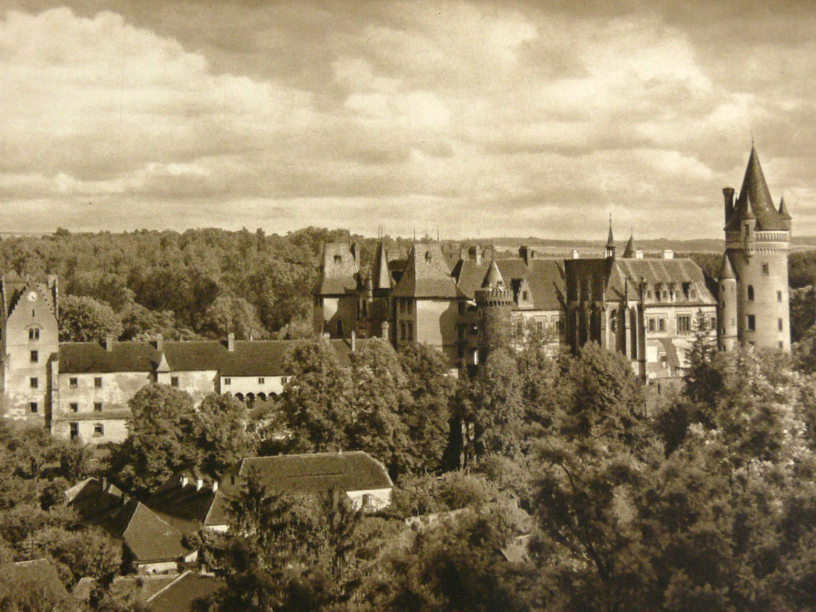 walpurgishalle:  Old castles of Bohemia and Moravia 