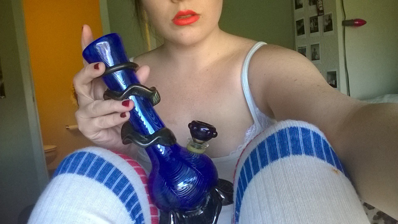 theexvirgindiaries:  Who’s down?  I&rsquo;m down