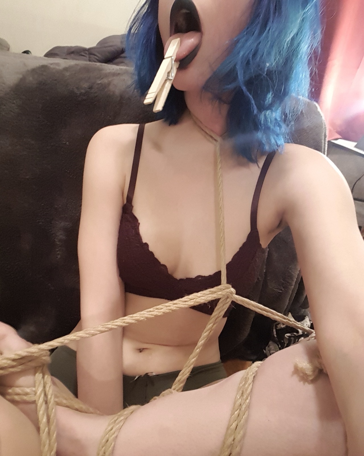 kattastrophic-fae:  NOW FOR NEWS AT 11: IMPATIENT SLUT TIES AND TORTURES SELF