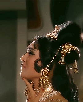 assyrianjalebi: Vyjayanthimala in Amrapali (1966)