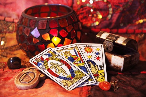 I Have Been Reading Tarot Since The Late 90s And Will Be Offering Private Readings Very Soon.I'm Currently