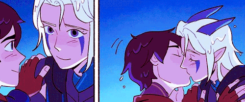 Rayllum + Kissing
