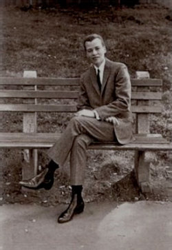 studlifemovie: Stormé DeLarverie (1920 - 2014) the Black #butch #lesbian who was rumoured to have kicked off and started the #Stonewall riots. She was reported to have shouted “Why don’t you guys do something?” as she was manhandled into the police