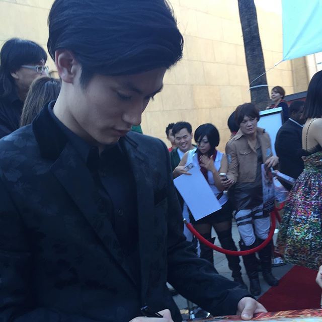 Director Higuchi Shinji, Miura Haruma (Eren), and Mizuhara Kiko (Mikasa) at the world