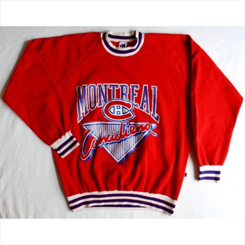 1998 Montreal Canadiens crewneck. Size L. Get it at www.1993vintage.com!  #montreal #montrealcanadie