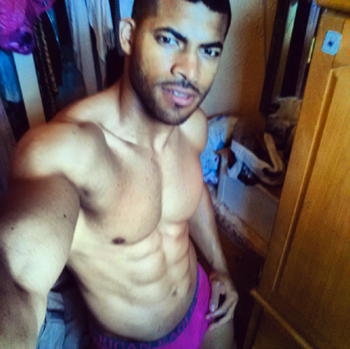 savvyifyanasty:  > he’s perfect!  Follow me @ savvyifyanasty.tumblr.com