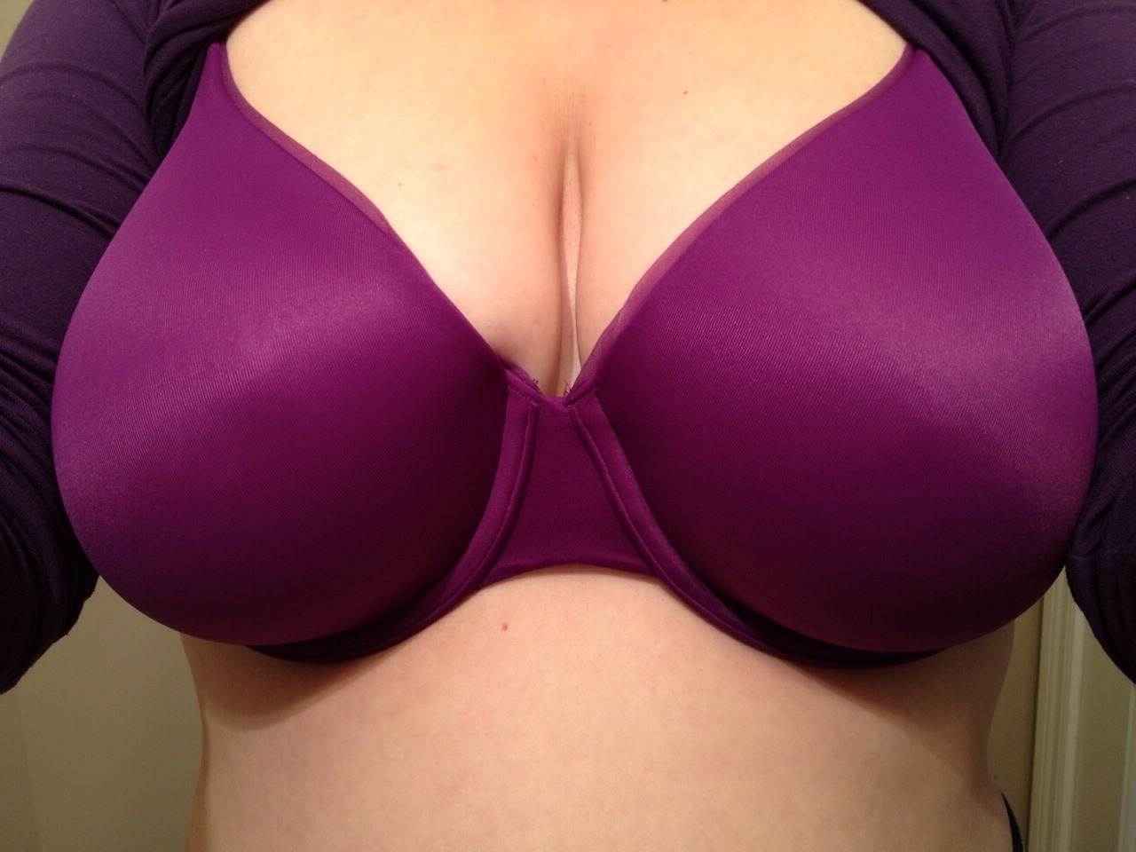 milkpuppies:  Love this purple bra. #bra #lingerie #breast #large #tits