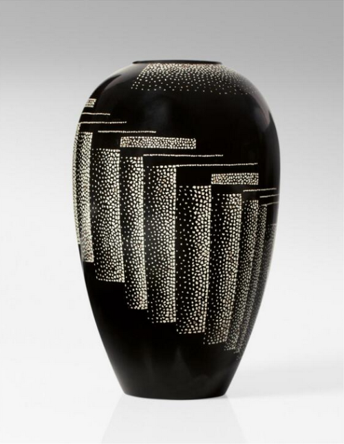 desimonewayland:Five vases by Jean Dunand circa 1925Lacquered metal, coquille d'œufIn addition