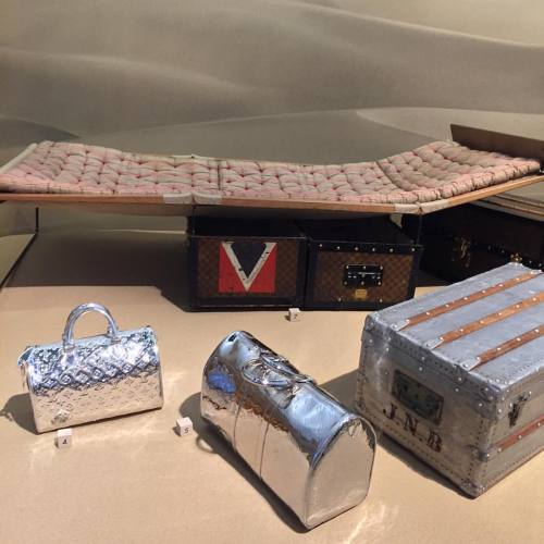 seriouswapanese:  Louis Vuitton Trunk Show (at Grand Palais Paris)
