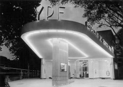 danismm:  A YPF (Yacimientos Petrolíferos Fiscales) gas station in Chacarita, Buenos Aires, 1951.  