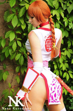 dirty-gamer-girls:  http://dirtygamergirls.com for more beautiful cosplay.